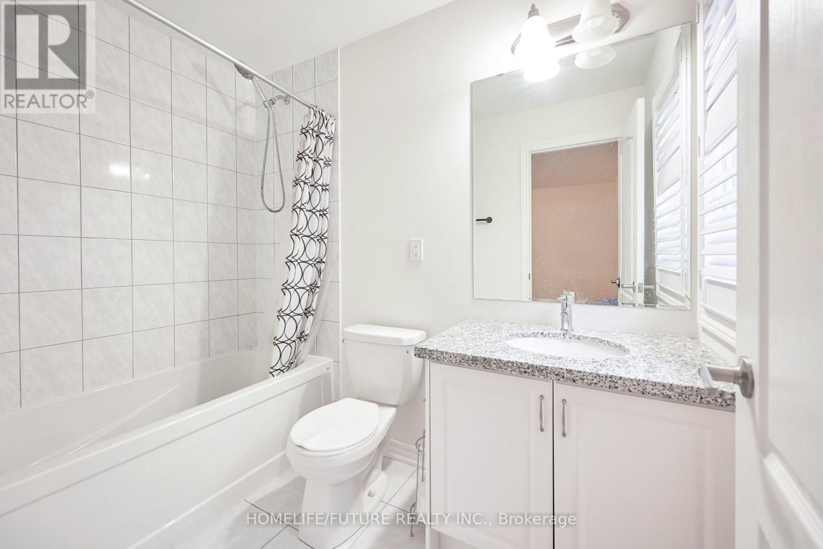 357 Danny Wheeler Boulevard, Georgina, Ontario  L4P 0K2 - Photo 42 - N12767682