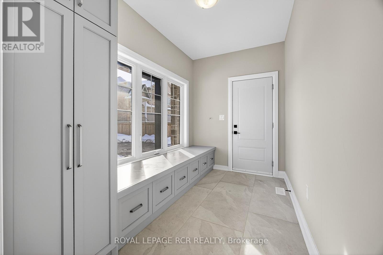 28 St. George Street, Georgina, Ontario  L0E 1L0 - Photo 20 - N12767688