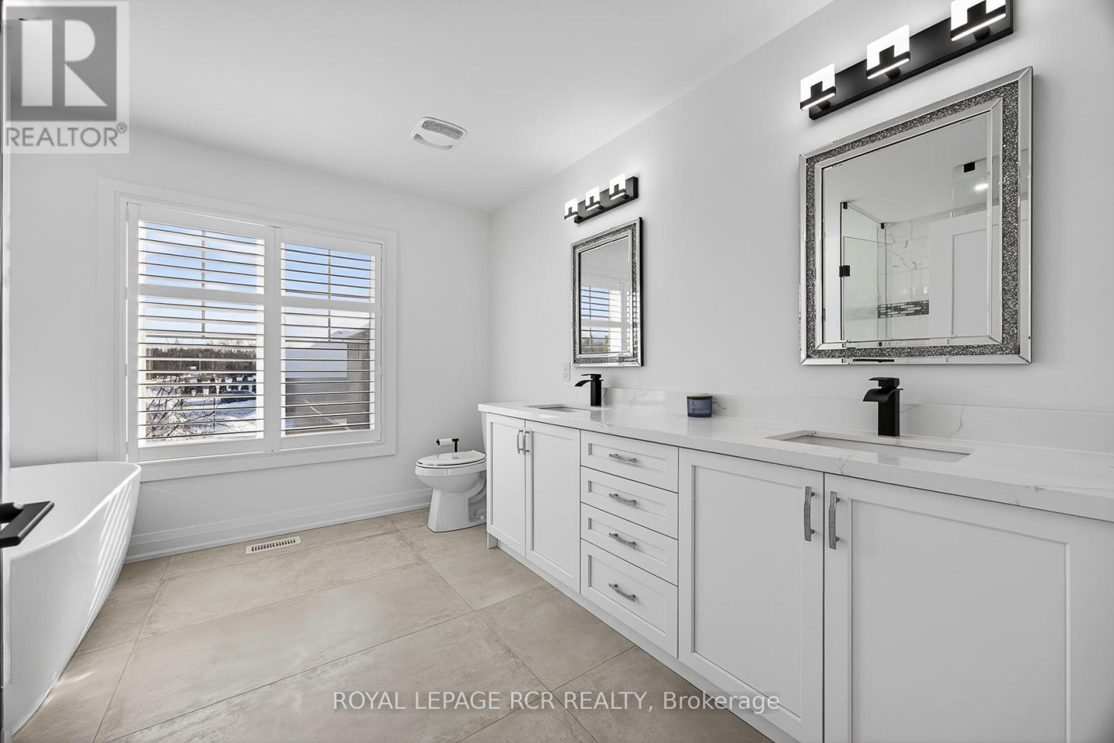 28 St. George Street, Georgina, Ontario  L0E 1L0 - Photo 26 - N12767688