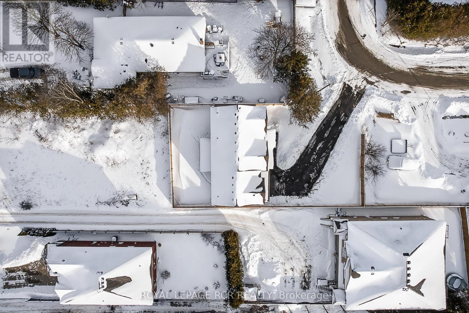 28 St. George Street, Georgina, Ontario  L0E 1L0 - Photo 41 - N12767688