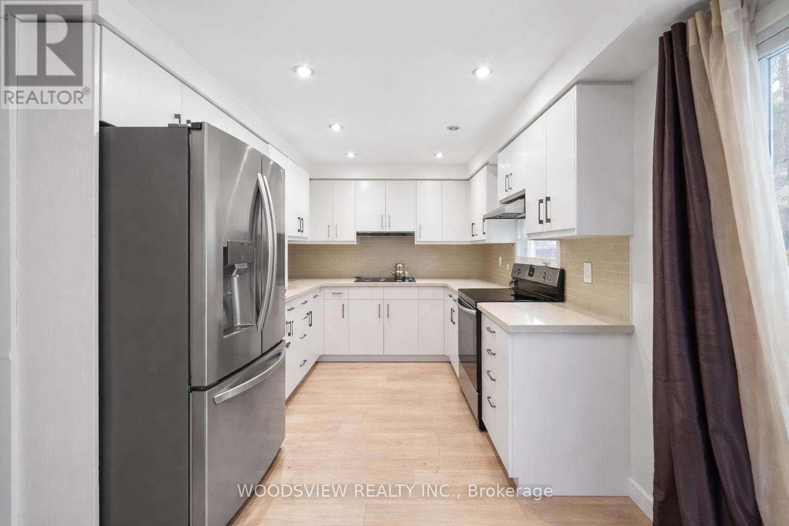 29 Misty Moor Drive, Richmond Hill, Ontario  L4C 6P9 - Photo 14 - N12767776