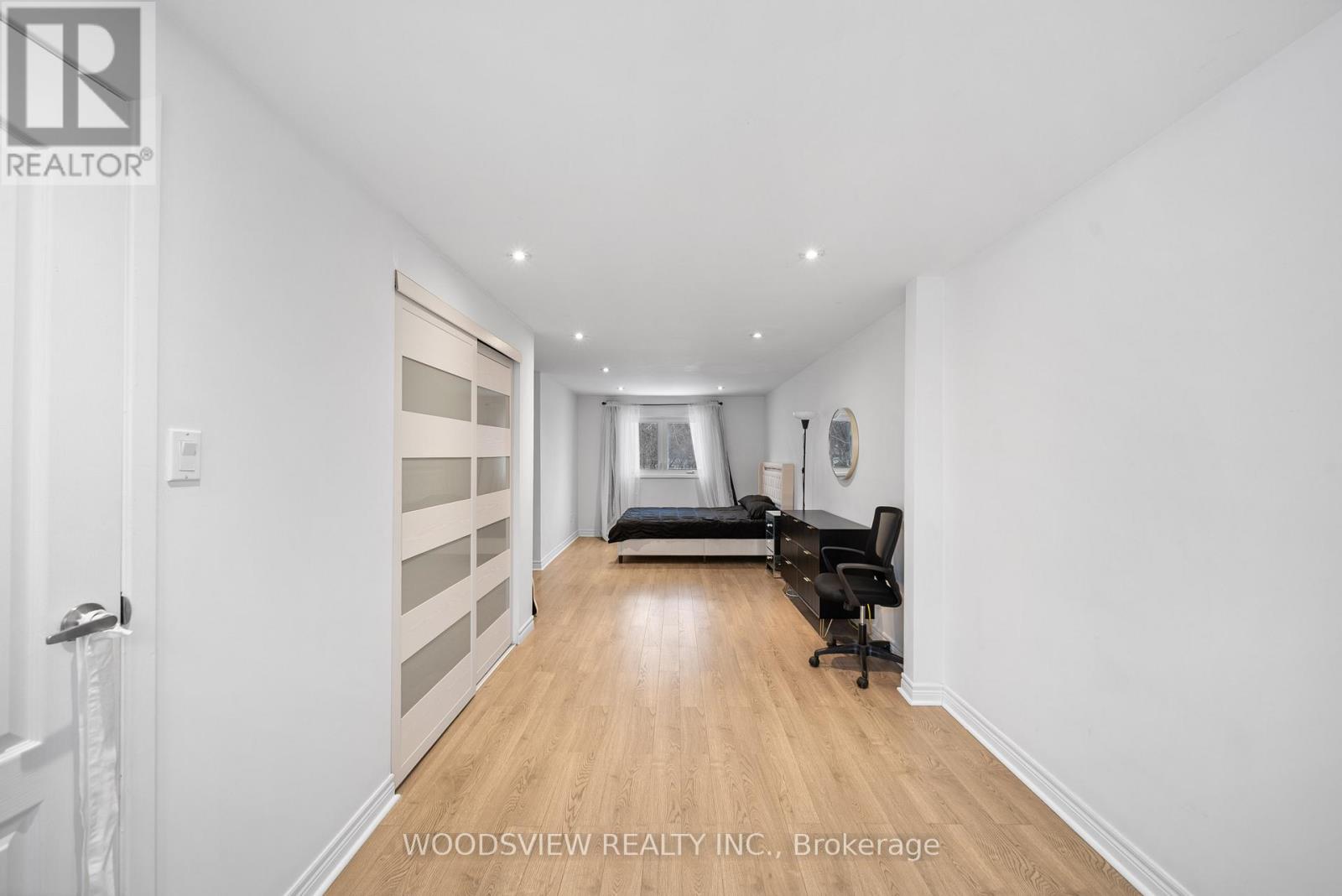 29 Misty Moor Drive, Richmond Hill, Ontario  L4C 6P9 - Photo 19 - N12767776