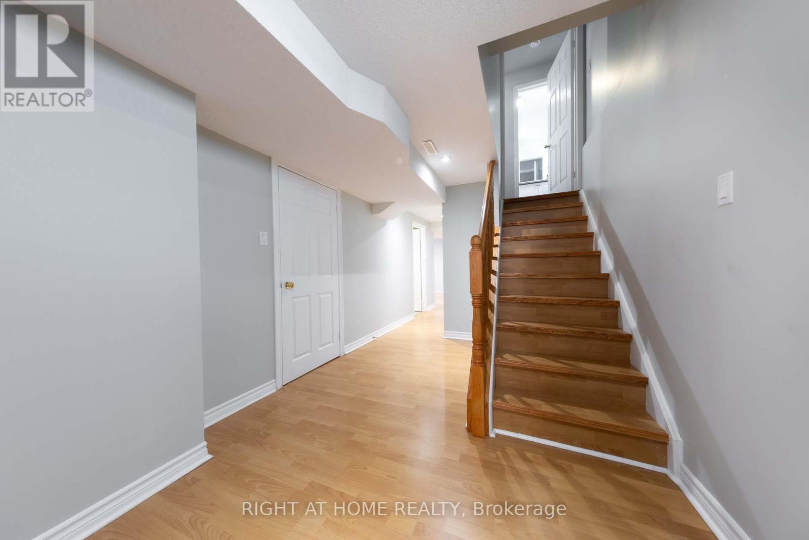 68 Rideau Drive, Richmond Hill, Ontario  L4B 4P3 - Photo 29 - N12767780