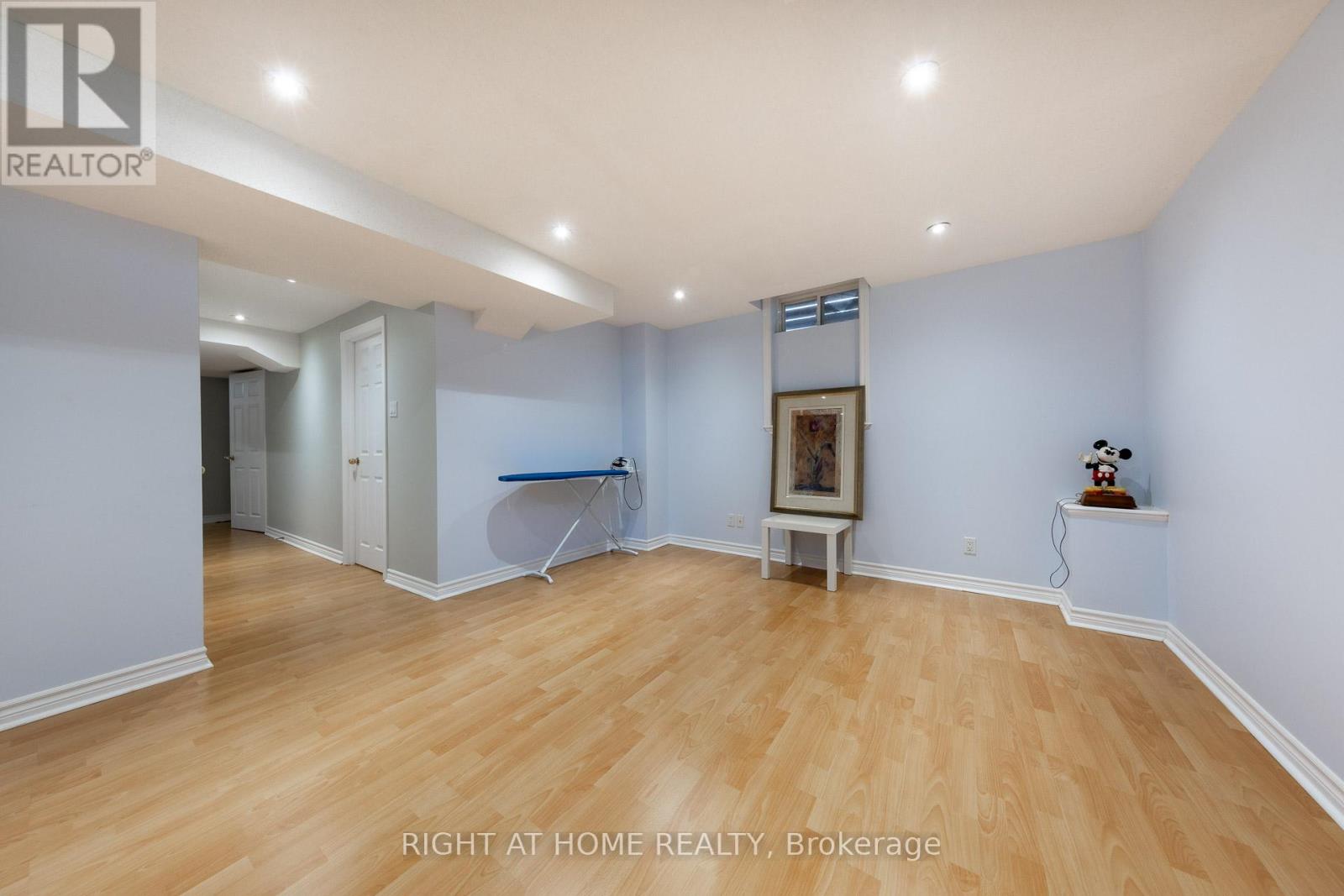 68 Rideau Drive, Richmond Hill, Ontario  L4B 4P3 - Photo 32 - N12767780