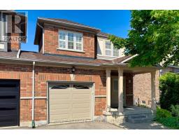 68 RIDEAU DRIVE, Richmond Hill, Ontario