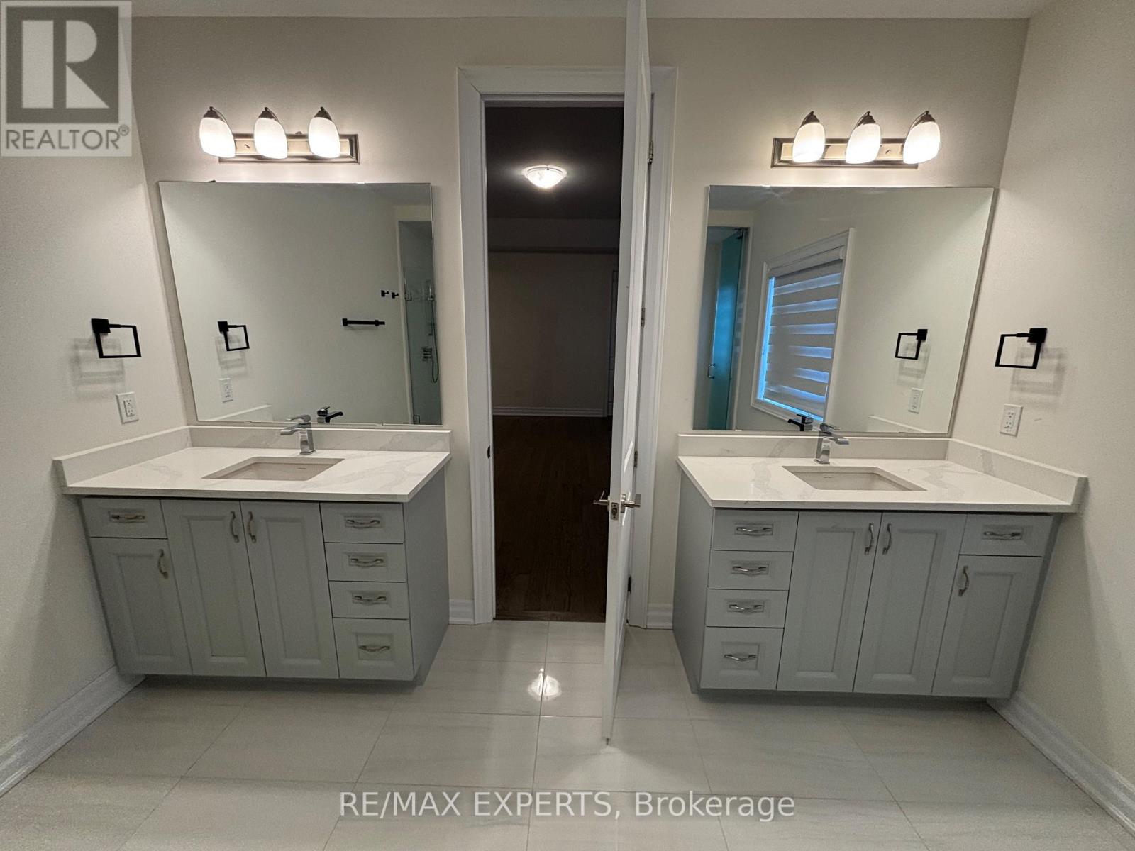 13 Ballantyne Boulevard, Vaughan (Vellore Village), Ontario  L4L 1A6 - Photo 25 - N12740176