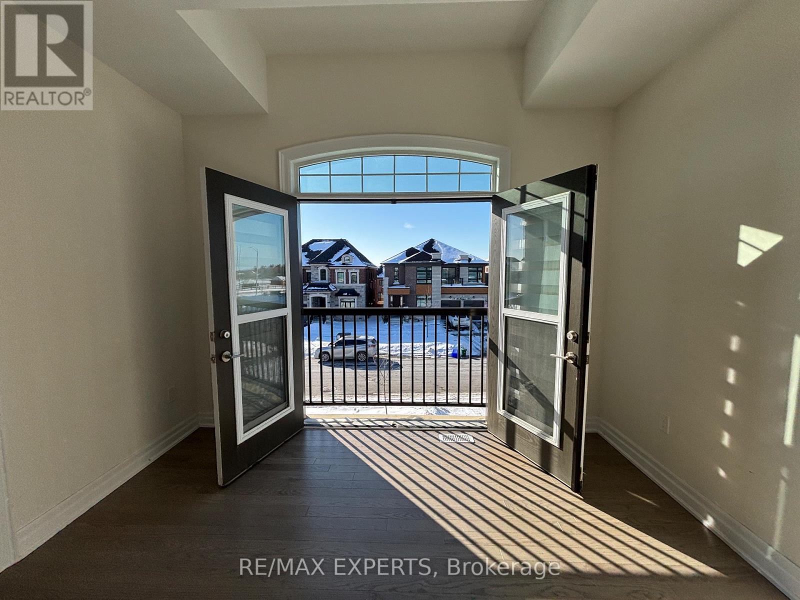 13 Ballantyne Boulevard, Vaughan (Vellore Village), Ontario  L4L 1A6 - Photo 44 - N12740176