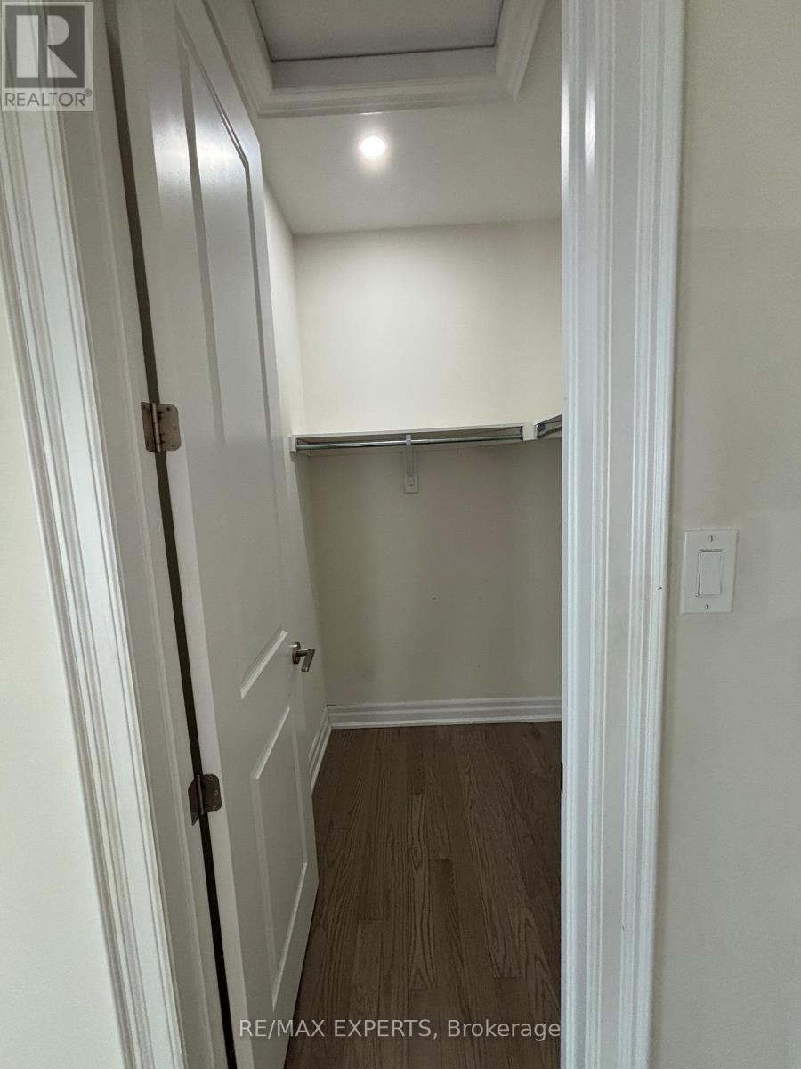 13 Ballantyne Boulevard, Vaughan (Vellore Village), Ontario  L4L 1A6 - Photo 29 - N12740176