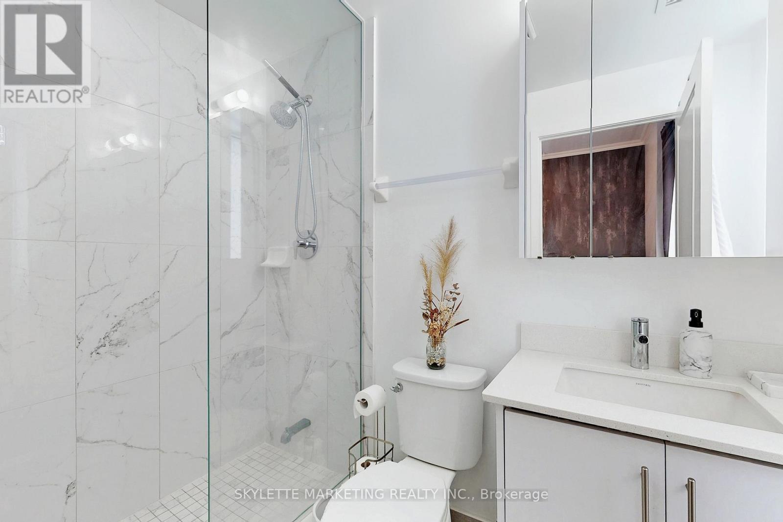 410 - 75 Oneida Crescent, Richmond Hill, Ontario  L4B 0H3 - Photo 23 - N12767668