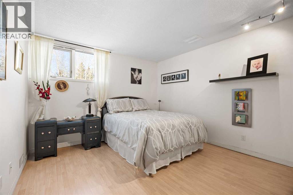 15 Blueridge Close, Rural Rocky View County, Alberta  T3L 2P4 - Photo 32 - A2282542