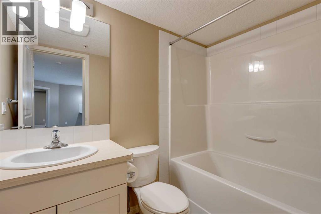 106, 304 Cranberry Park Se, Calgary, Alberta  T3M 1W2 - Photo 13 - A2282535