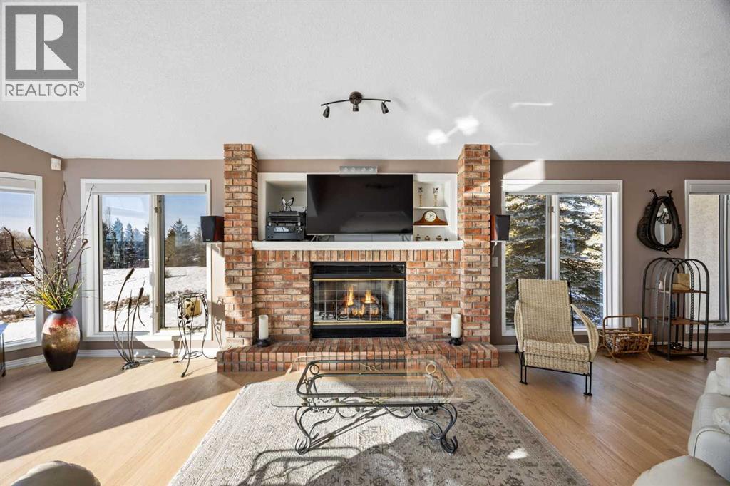 15 Blueridge Close, Rural Rocky View County, Alberta  T3L 2P4 - Photo 9 - A2282542