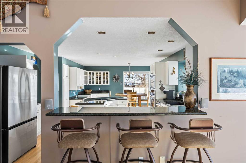 15 Blueridge Close, Rural Rocky View County, Alberta  T3L 2P4 - Photo 12 - A2282542