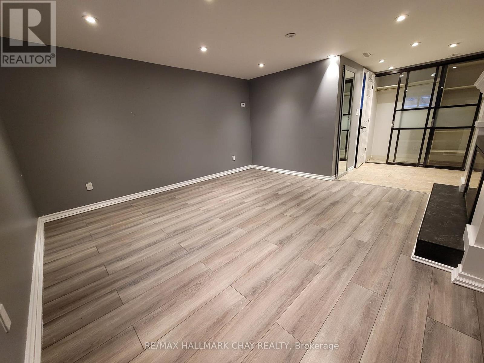 39 Bernick Drive, Barrie (Grove East), Ontario  L4M 5C1 - Photo 17 - S12767618