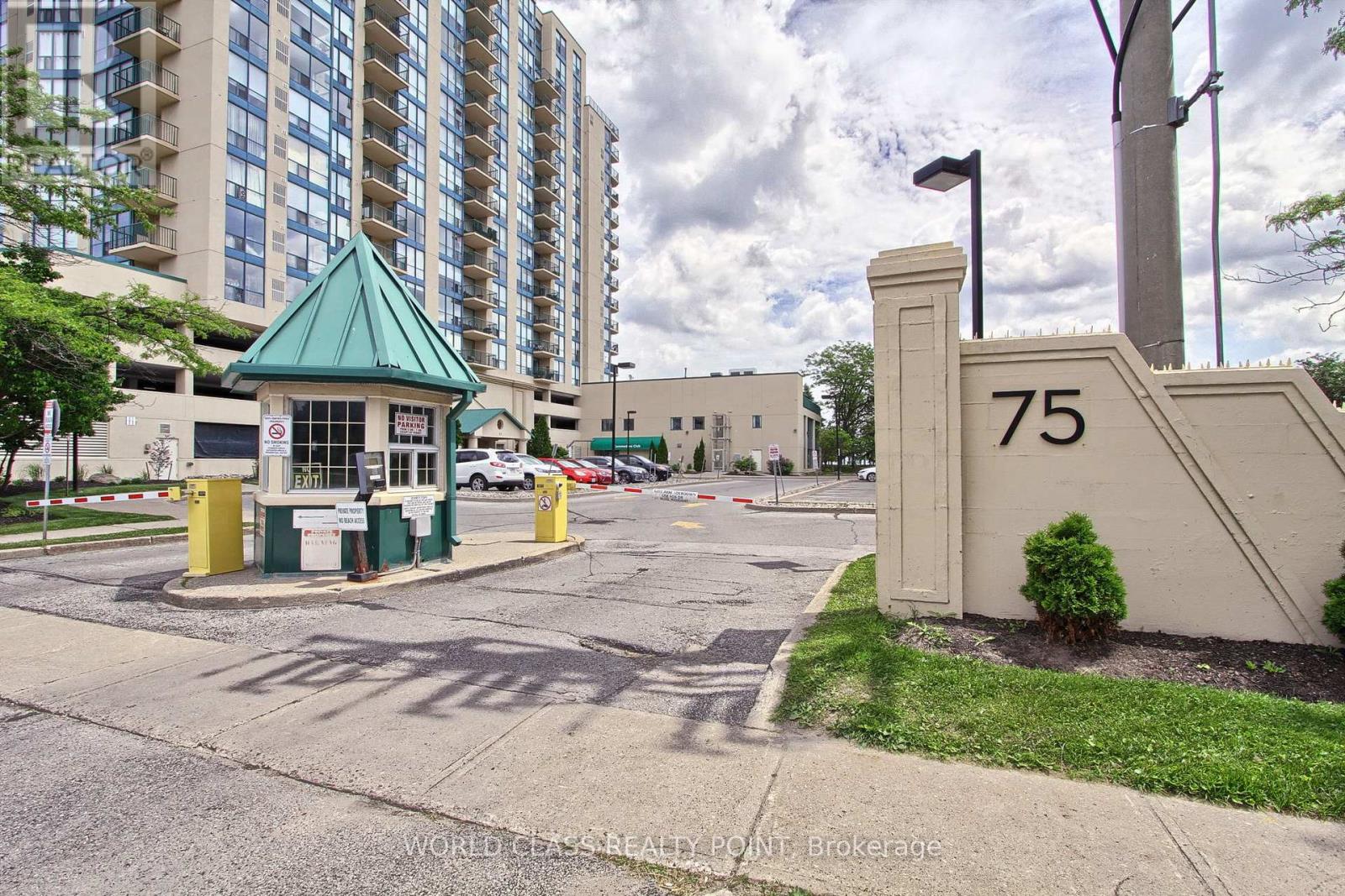 207 - 75 Ellen Street S, Barrie (Lakeshore), Ontario  L4N 7R6 - Photo 2 - S12767650