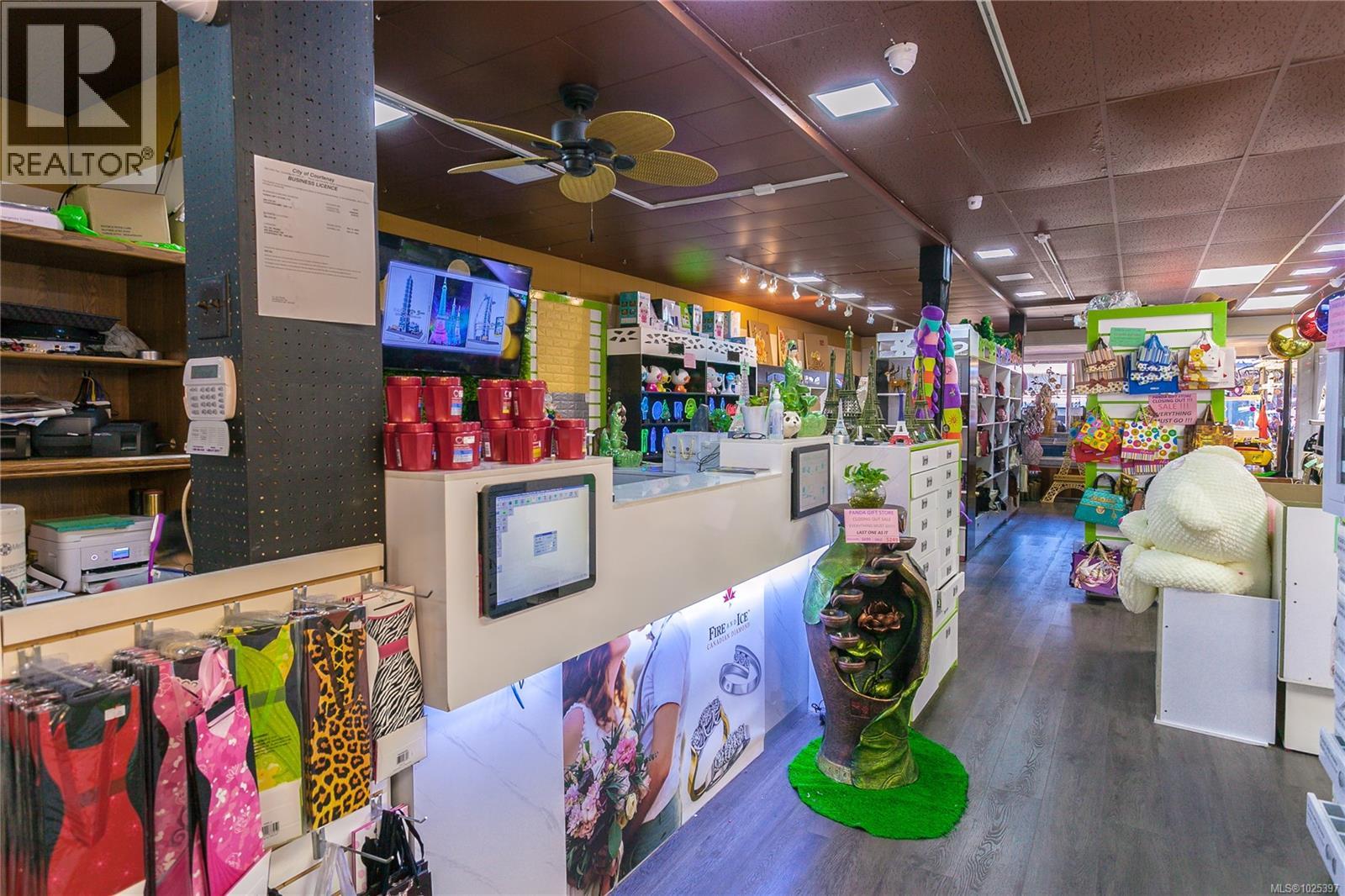 285 5th St, Courtenay, British Columbia  V9N 1J5 - Photo 20 - 1025397