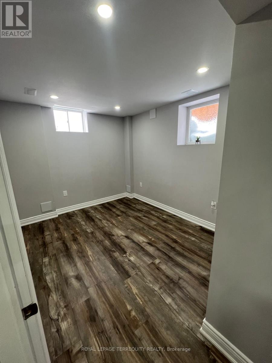 15 Tiger Crescent, Brampton, Ontario  L6R 4C1 - Photo 34 - W12767622