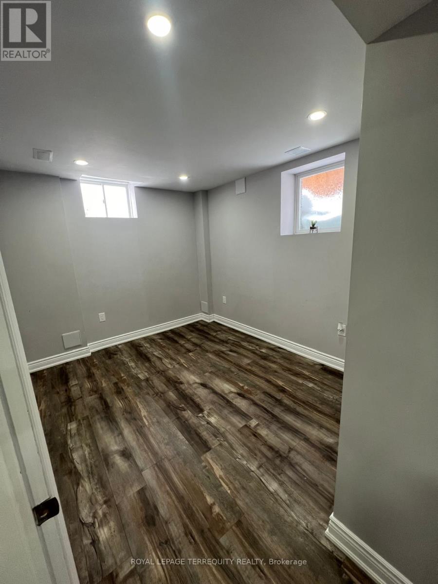 15 Tiger Crescent, Brampton, Ontario  L6R 4C1 - Photo 35 - W12767622