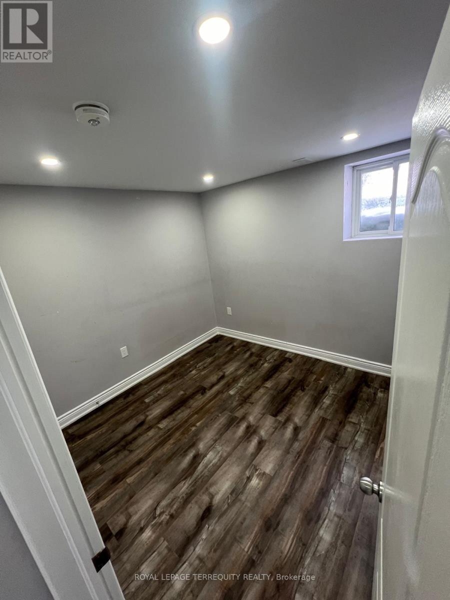 15 Tiger Crescent, Brampton, Ontario  L6R 4C1 - Photo 37 - W12767622