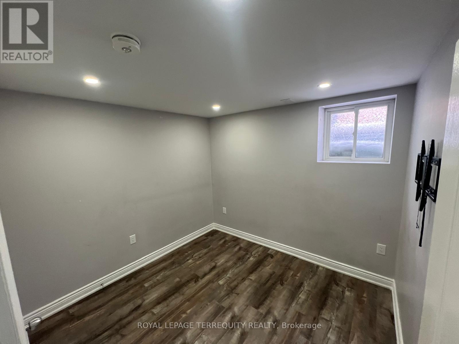 15 Tiger Crescent, Brampton, Ontario  L6R 4C1 - Photo 38 - W12767622