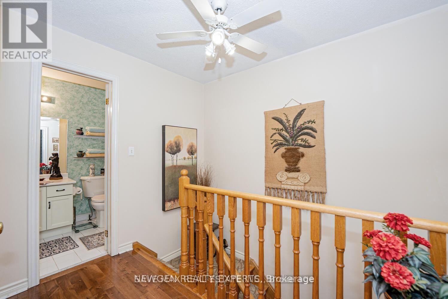 13 Pressed Brick Drive, Brampton, Ontario  L6V 4K8 - Photo 17 - W12767652