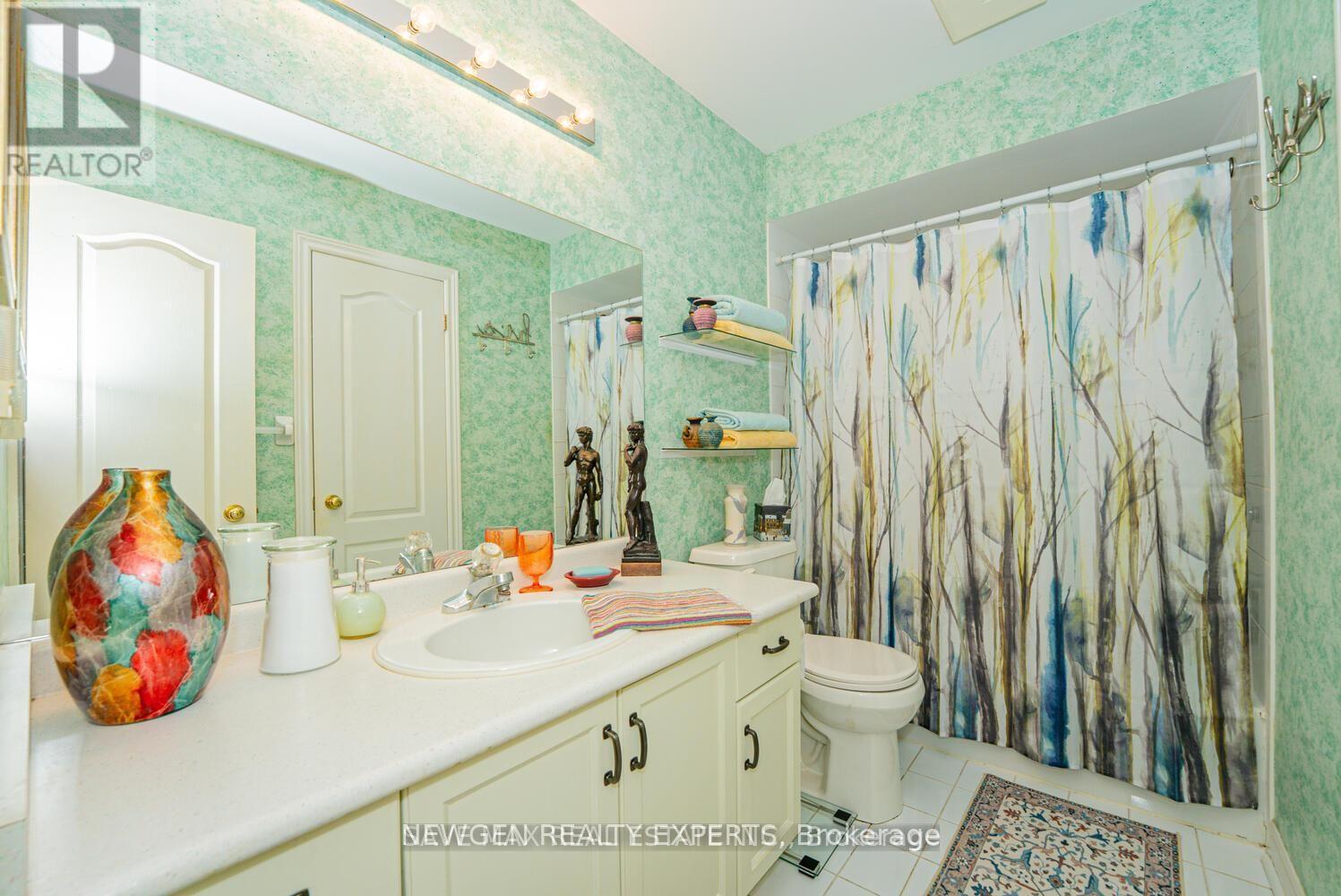 13 Pressed Brick Drive, Brampton, Ontario  L6V 4K8 - Photo 24 - W12767652