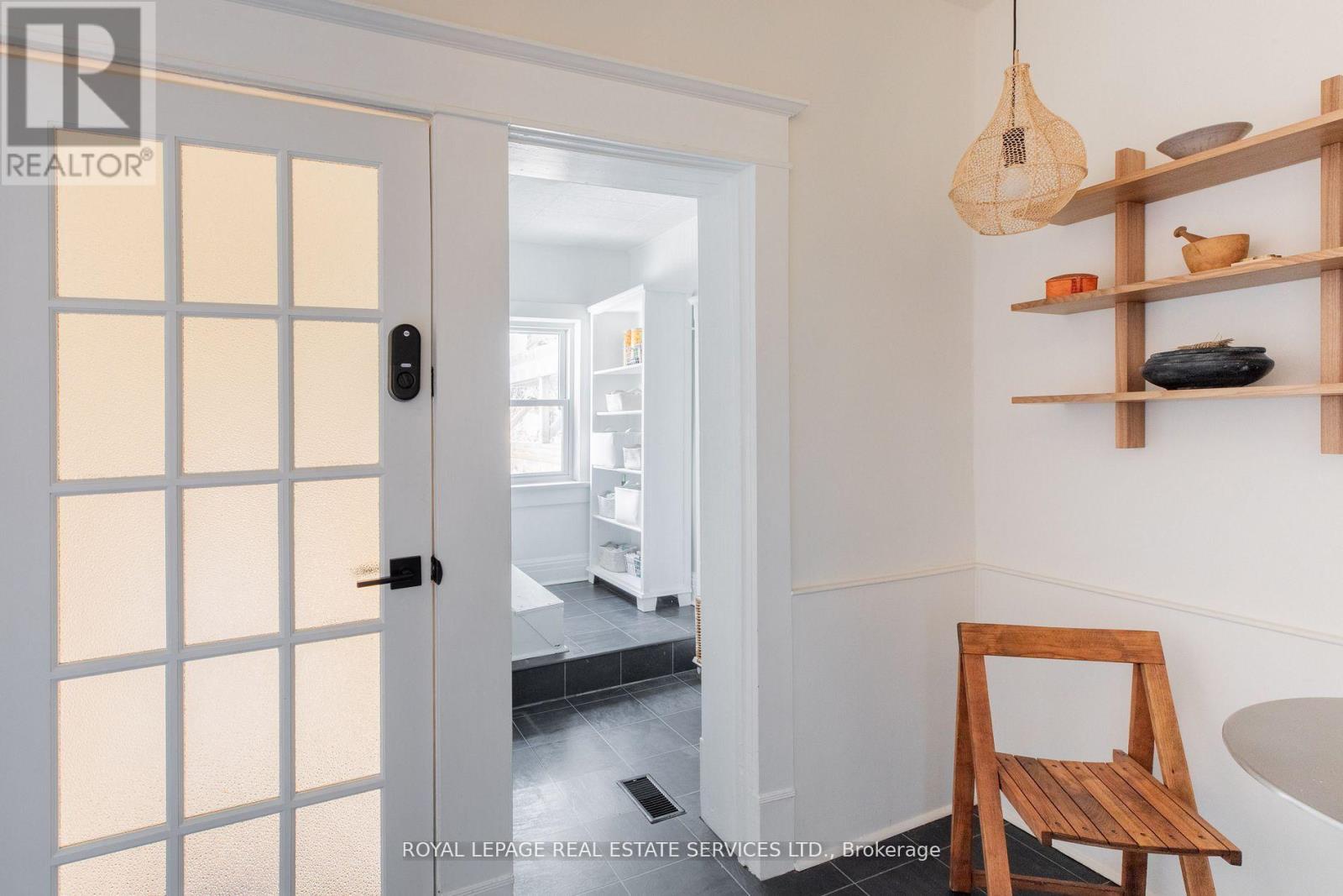 57 Boon Avenue, Toronto, Ontario  M6E 3Z2 - Photo 26 - W12767684