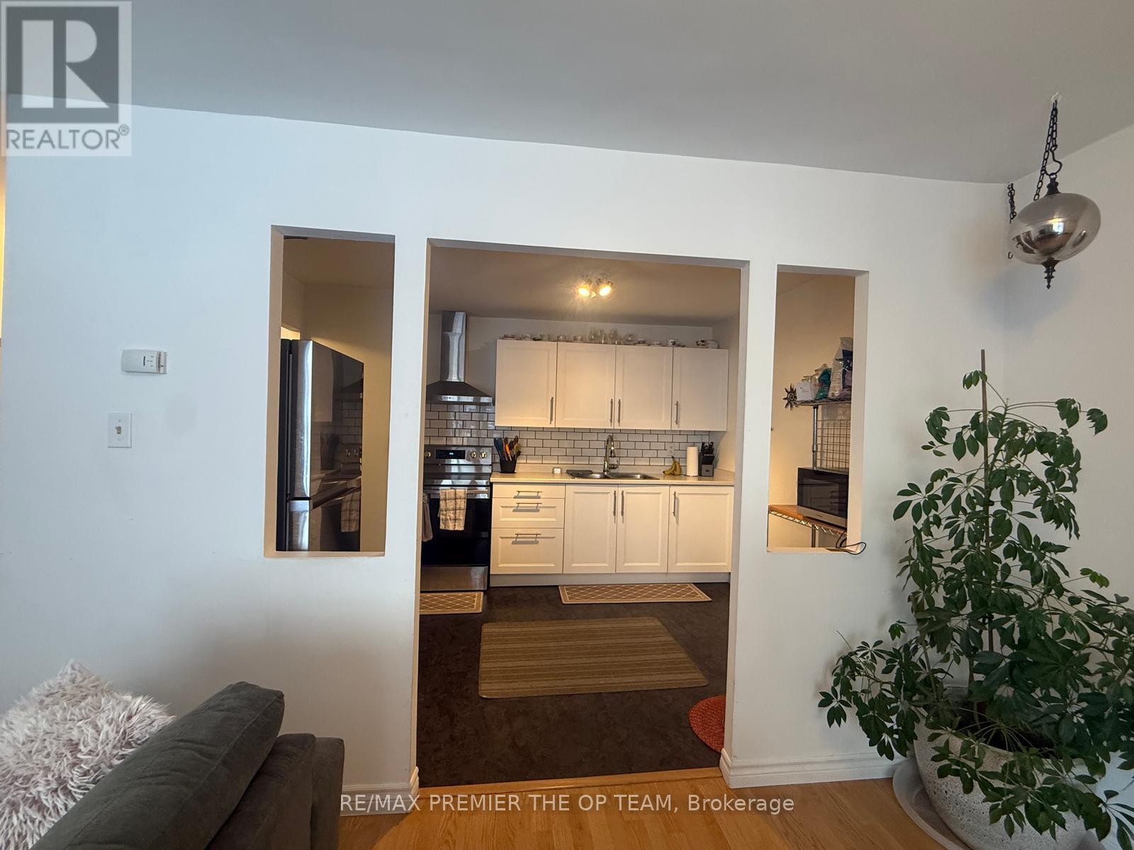 37 - 1016 Falgarwood Drive, Oakville, Ontario  L6H 2P5 - Photo 14 - W12767722