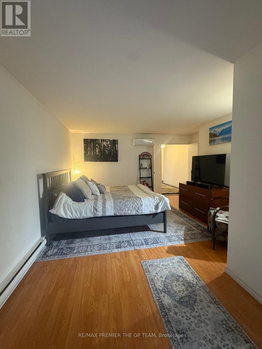 37 - 1016 Falgarwood Drive, Oakville, Ontario  L6H 2P5 - Photo 23 - W12767722