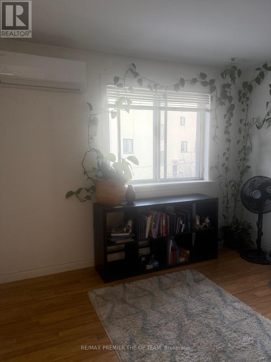 37 - 1016 Falgarwood Drive, Oakville, Ontario  L6H 2P5 - Photo 31 - W12767722