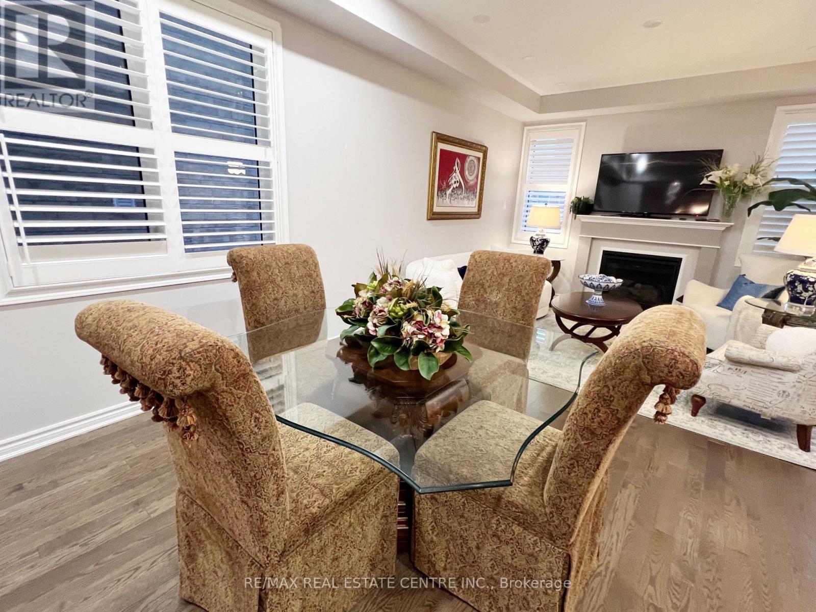 1300 Basswood Crescent, Milton, Ontario  L9T 7E7 - Photo 12 - W12767726