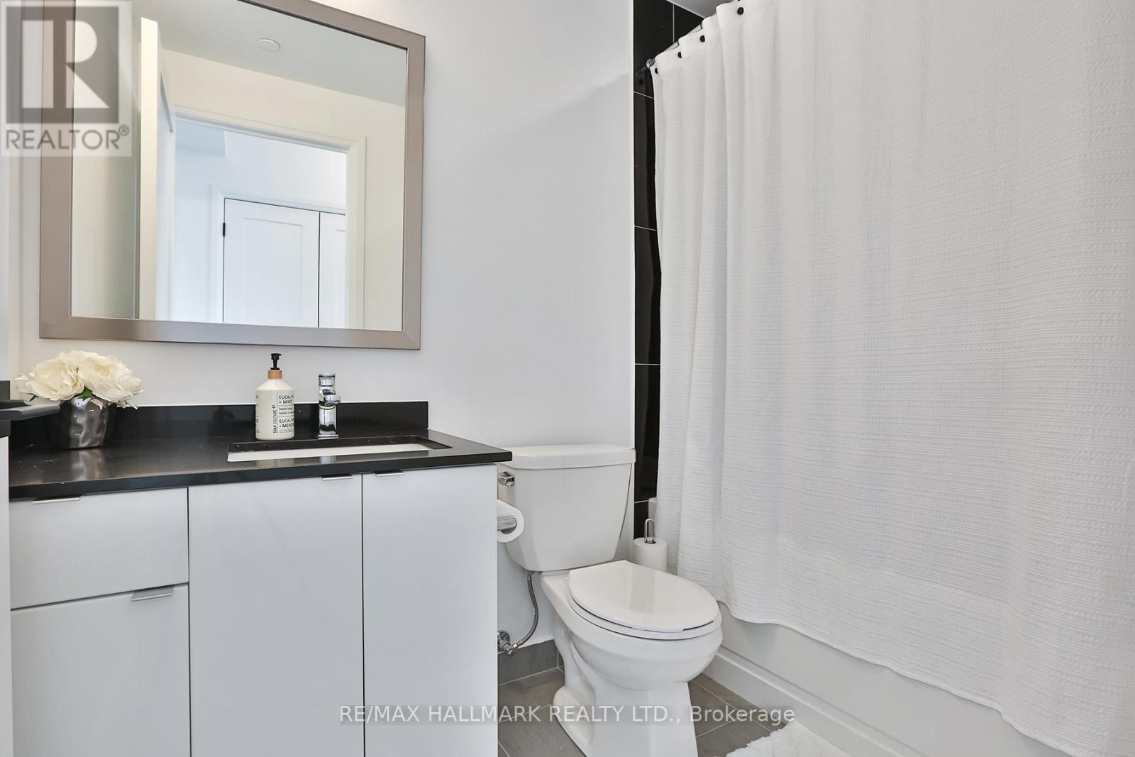 2004 - 50 Thomas Riley Road, Toronto, Ontario  M9B 0C5 - Photo 3 - W12767748