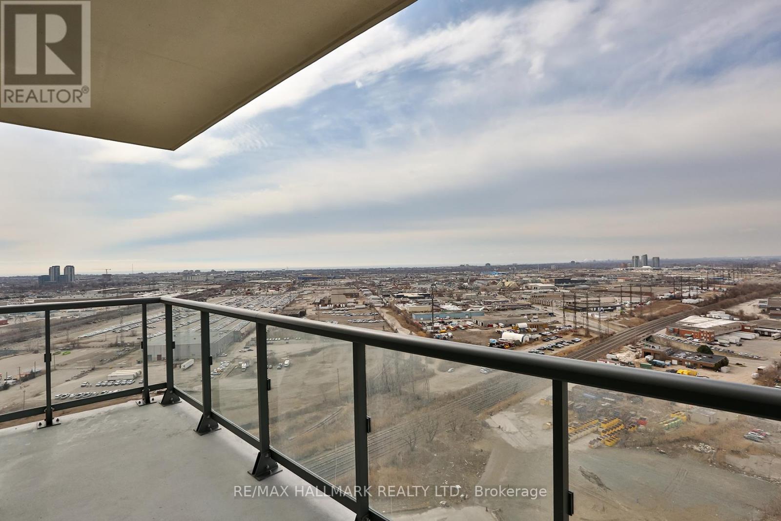 2004 - 50 Thomas Riley Road, Toronto, Ontario  M9B 0C5 - Photo 30 - W12767748