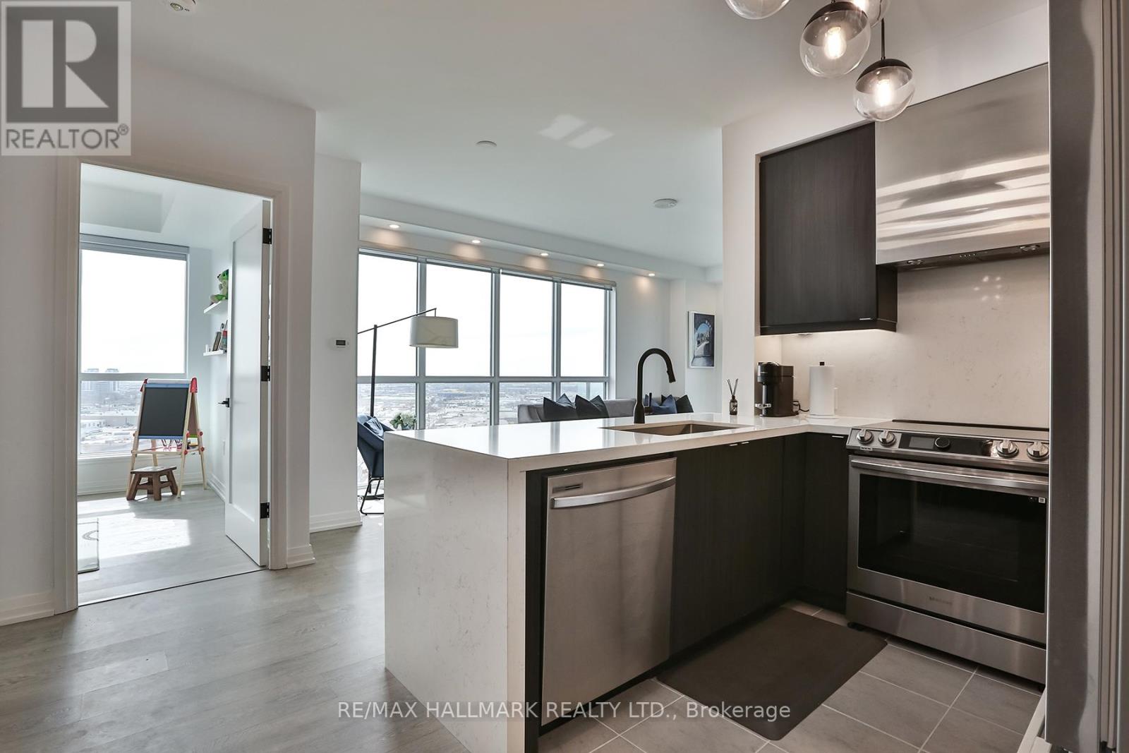 2004 - 50 Thomas Riley Road, Toronto, Ontario  M9B 0C5 - Photo 5 - W12767748