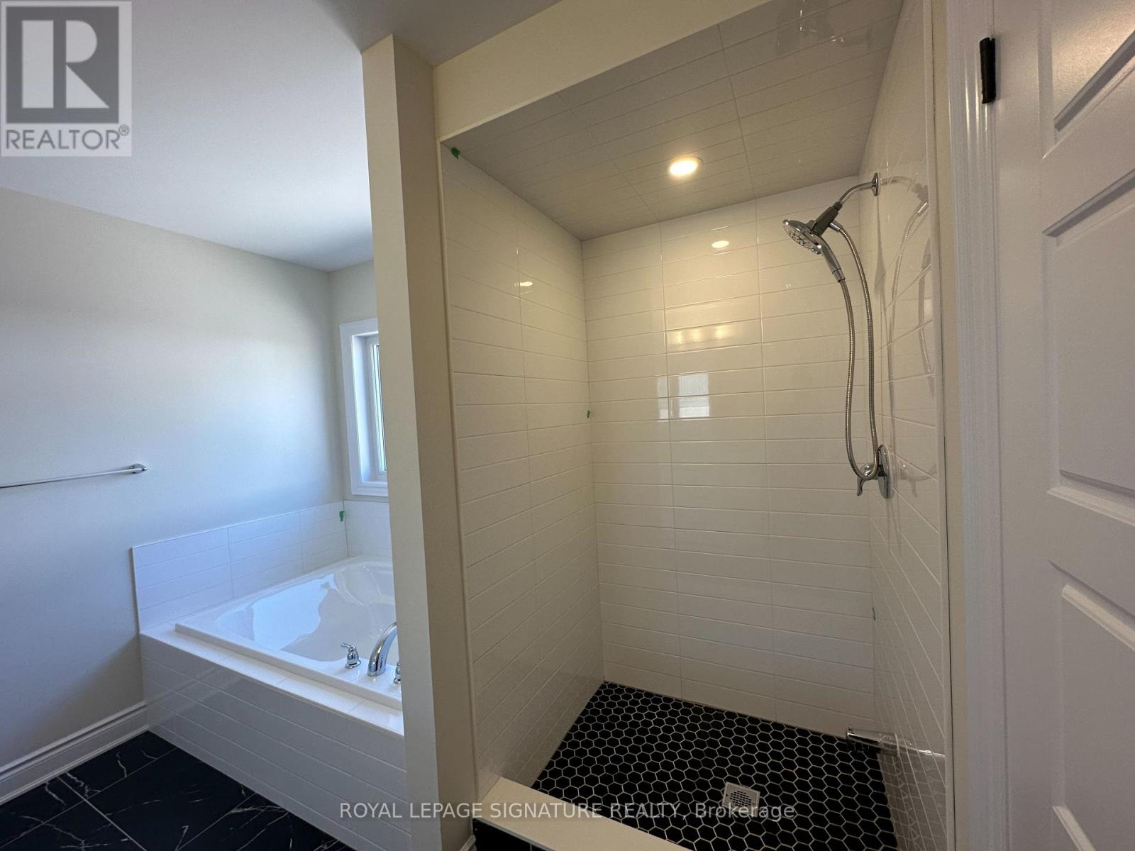 298 Forks Road, Welland, Ontario  L3B 0M2 - Photo 27 - X12767690