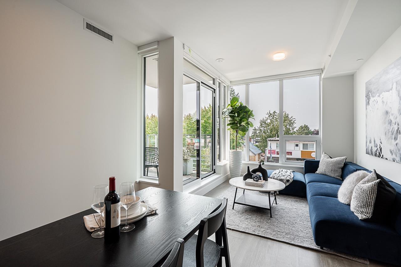 317 1342 Johnston Road, White Rock, British Columbia  V4B 0C7 - Photo 2 - R3087583