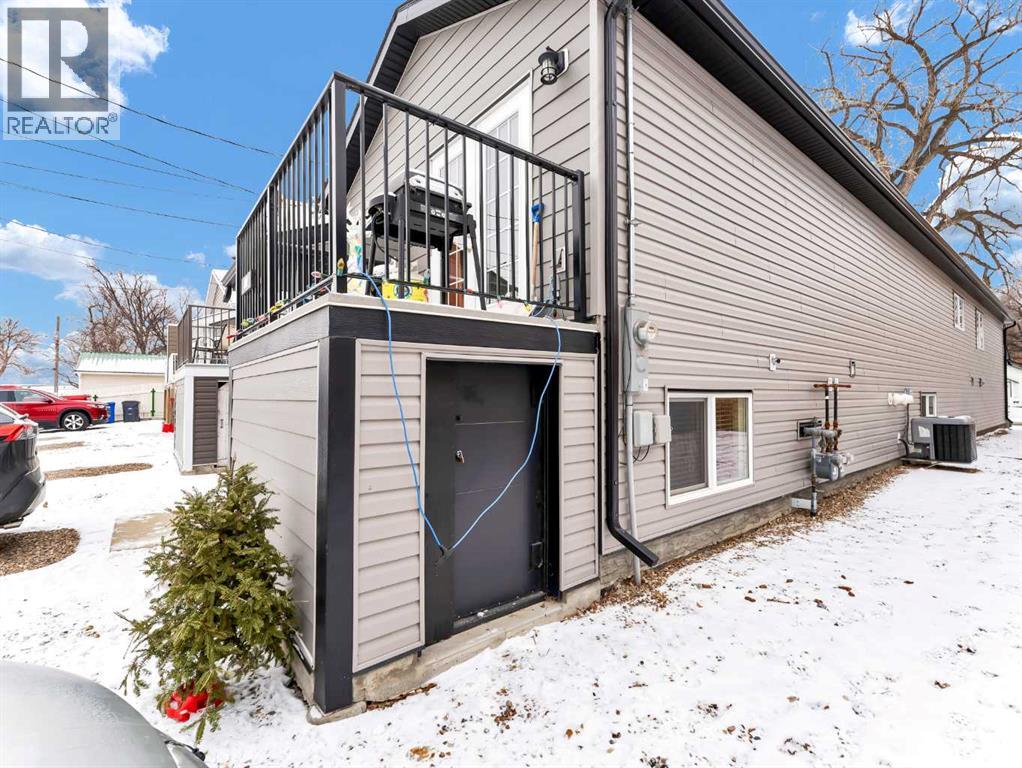 628 Industrial Avenue Se, Medicine Hat, Alberta  T1A 3L3 - Photo 36 - A2282918