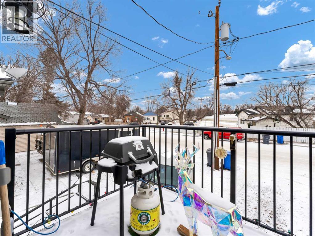 628 Industrial Avenue Se, Medicine Hat, Alberta  T1A 3L3 - Photo 35 - A2282918