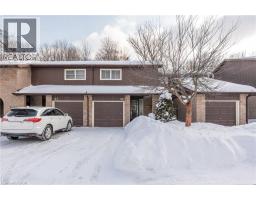 2301 CAVENDISH Drive Unit# 44, Burlington, Ontario