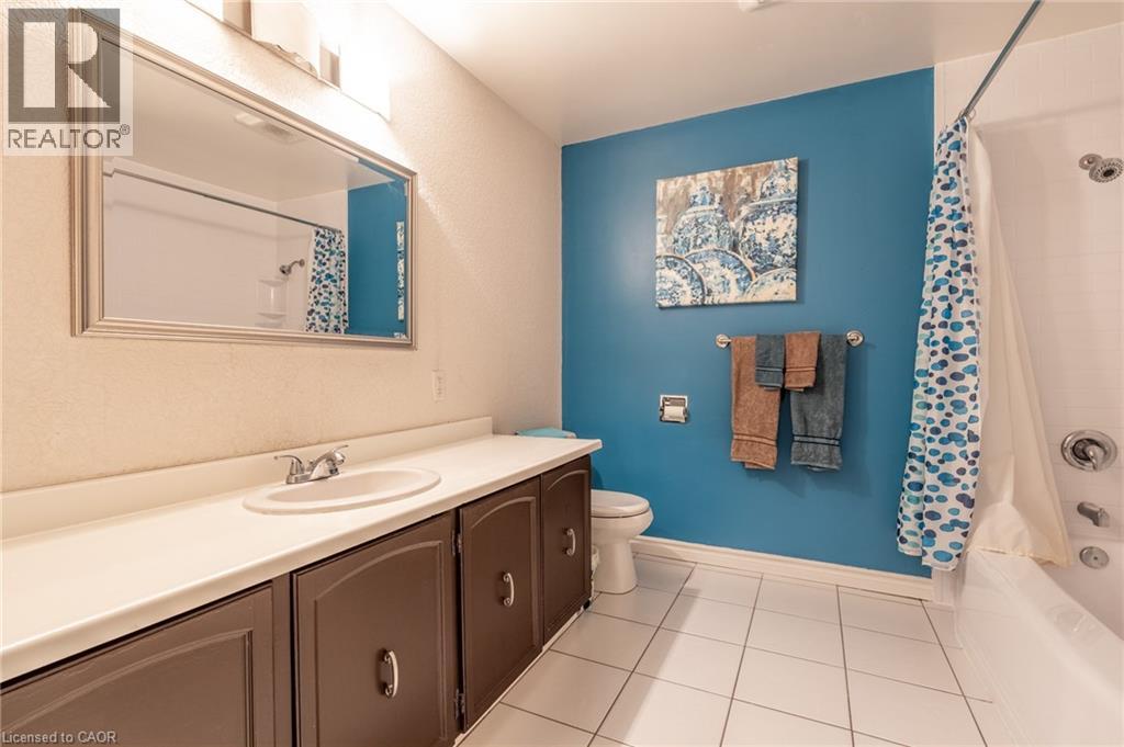 2301 Cavendish Drive Unit# 44, Burlington, Ontario  L7P 3M3 - Photo 19 - 40801306