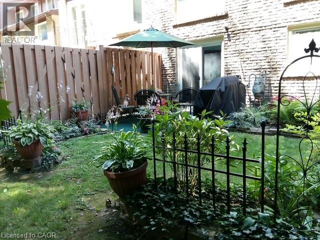 2301 Cavendish Drive Unit# 44, Burlington, Ontario  L7P 3M3 - Photo 28 - 40801306