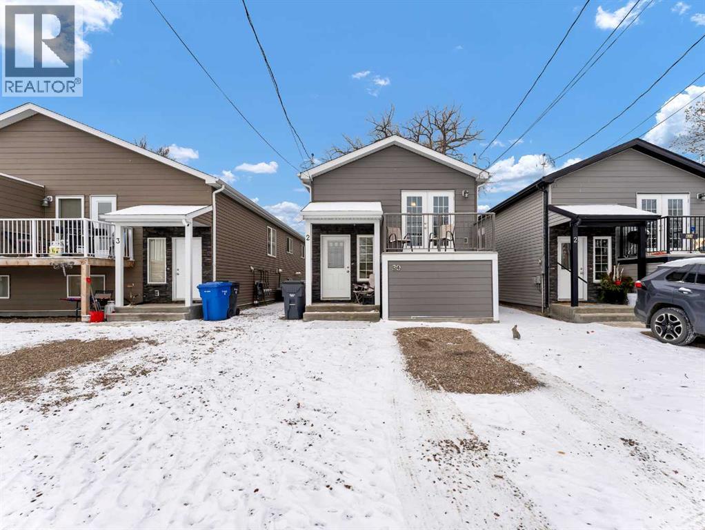 630 Industrial Avenue Se, Medicine Hat, Alberta  T1A 3L3 - Photo 5 - A2282921