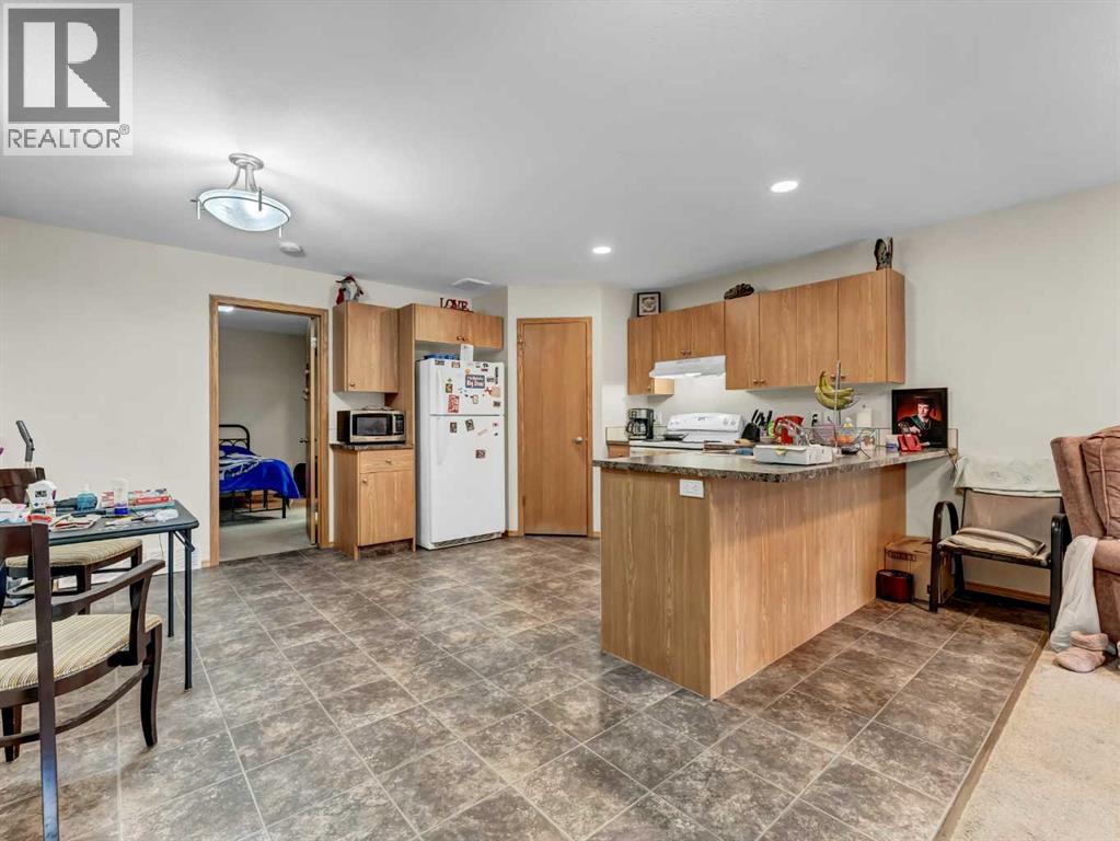 630 Industrial Avenue Se, Medicine Hat, Alberta  T1A 3L3 - Photo 11 - A2282921