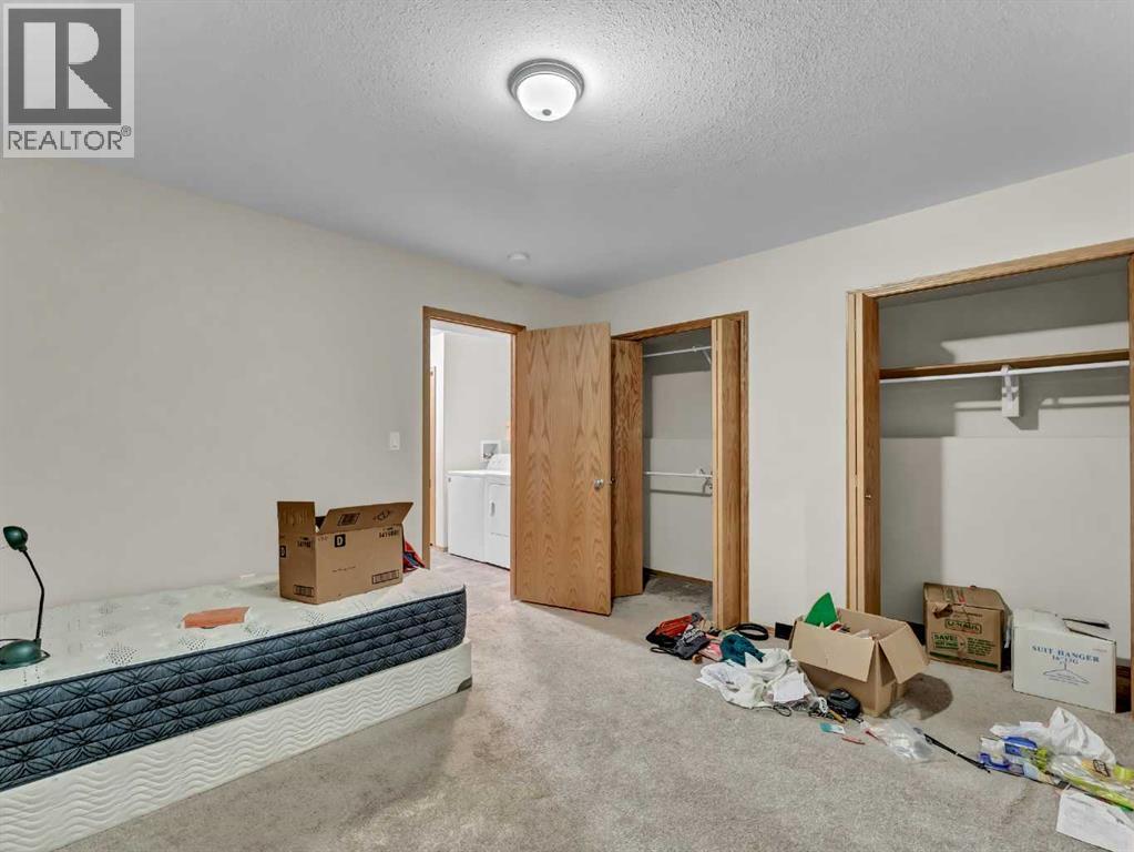 630 Industrial Avenue Se, Medicine Hat, Alberta  T1A 3L3 - Photo 32 - A2282921