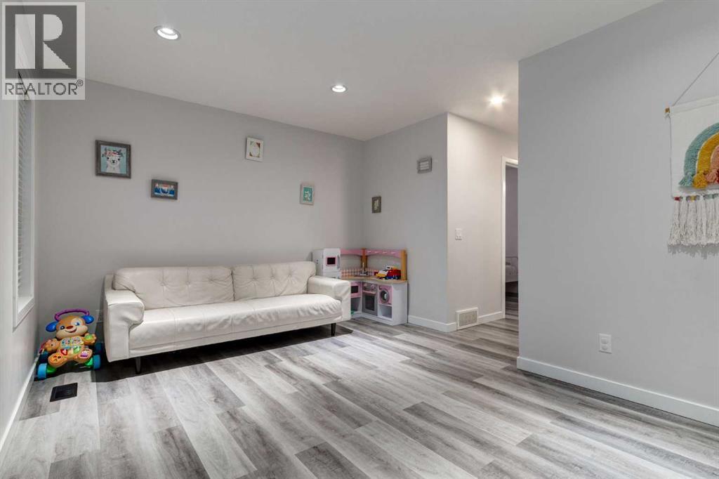 110 Sage Bank Grove Nw, Calgary, Alberta  T3R 0J9 - Photo 20 - A2279461