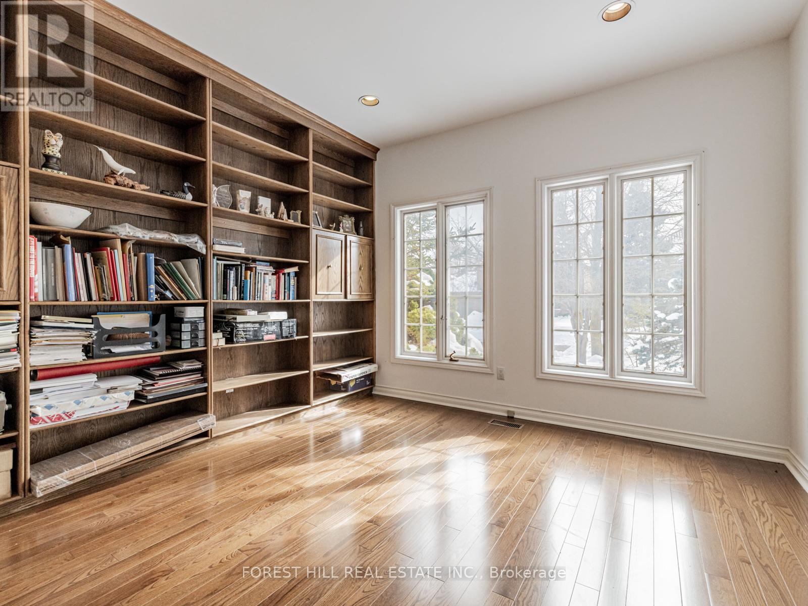 17 Dunloe Road, Richmond Hill (Bayview Hill), Ontario  L4B 2H6 - Photo 7 - N12754896