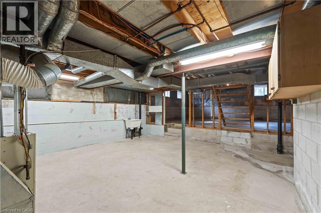 5048 Stenzel Court, Beamsville, Ontario  L0R 1B5 - Photo 15 - 40803577