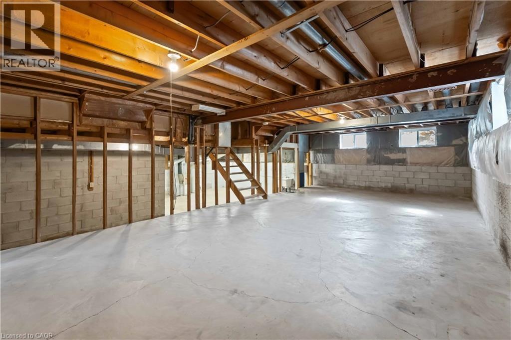 5048 Stenzel Court, Beamsville, Ontario  L0R 1B5 - Photo 12 - 40803577