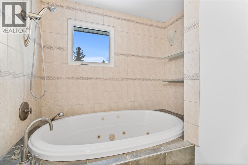 724 Pinecliff Road Ne, Calgary, Alberta  T1Y 3X1 - Photo 24 - A2282722