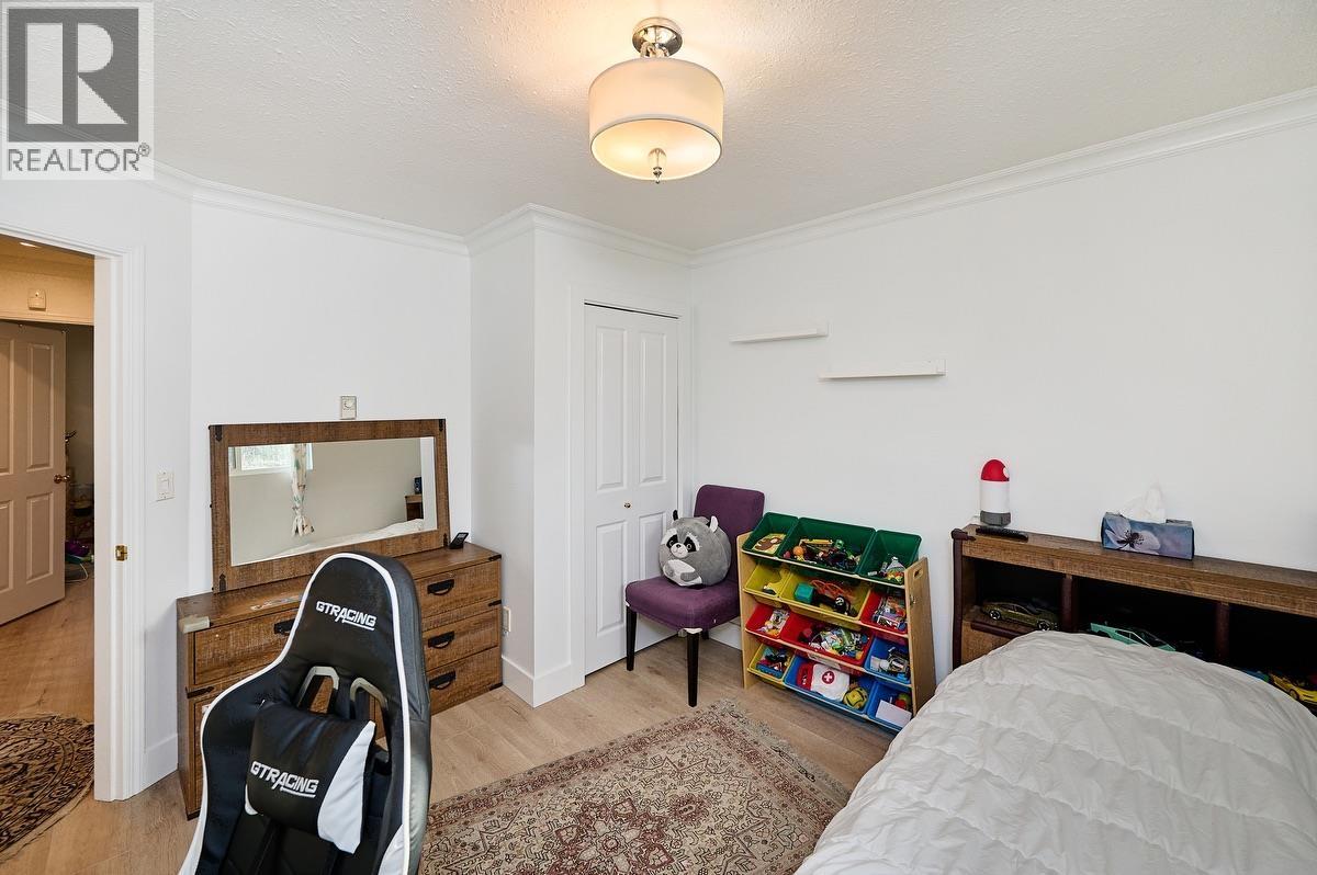 3256 Dunkirk Avenue, Coquitlam, British Columbia  V3E 1G4 - Photo 16 - R3086806